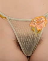 Abby Winters - xl_mischa_w049