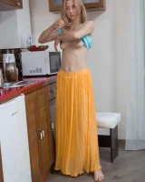 We Are Hairy - 14-Kristinka_BlueBlouseYellowSkirt_014