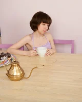 We Are Hairy - 02-Miki_Tea_002